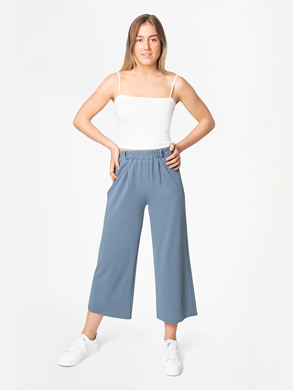 pantalon Louise en coton bio bleu pour femme – coupe ample 7/8 – Etikashion