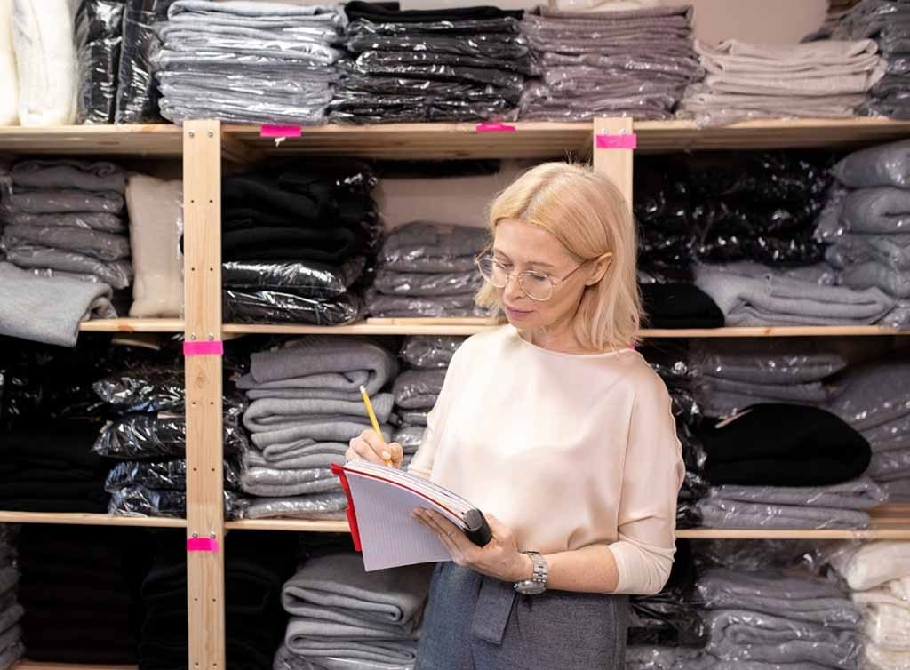 poste-etikashion-magasinier